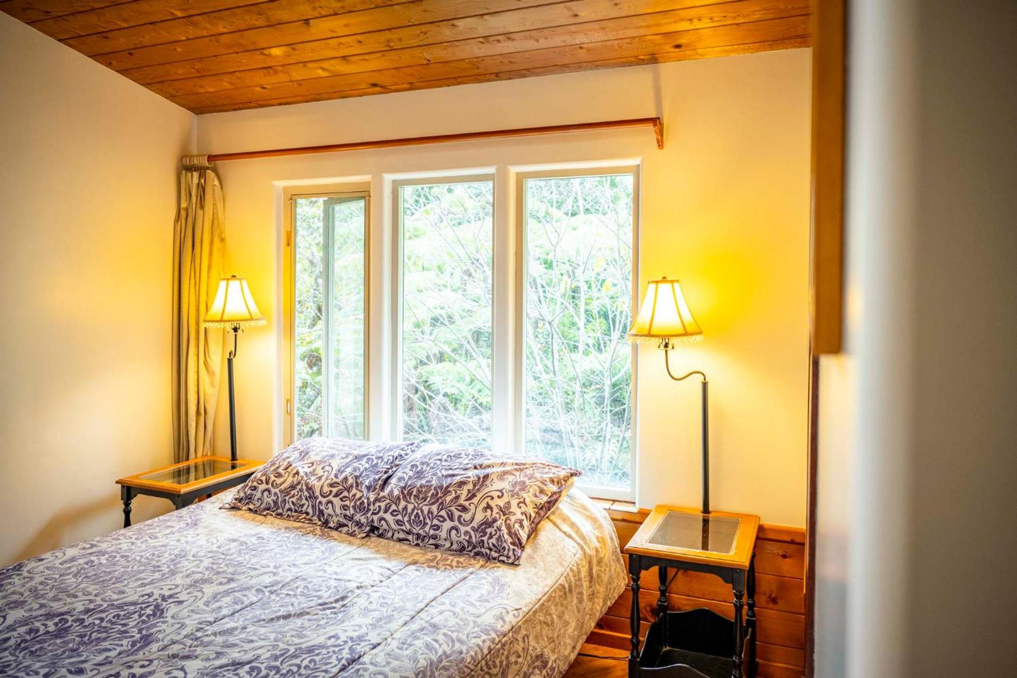 Volcano Inn Bed N Breakfast Экстерьер фото