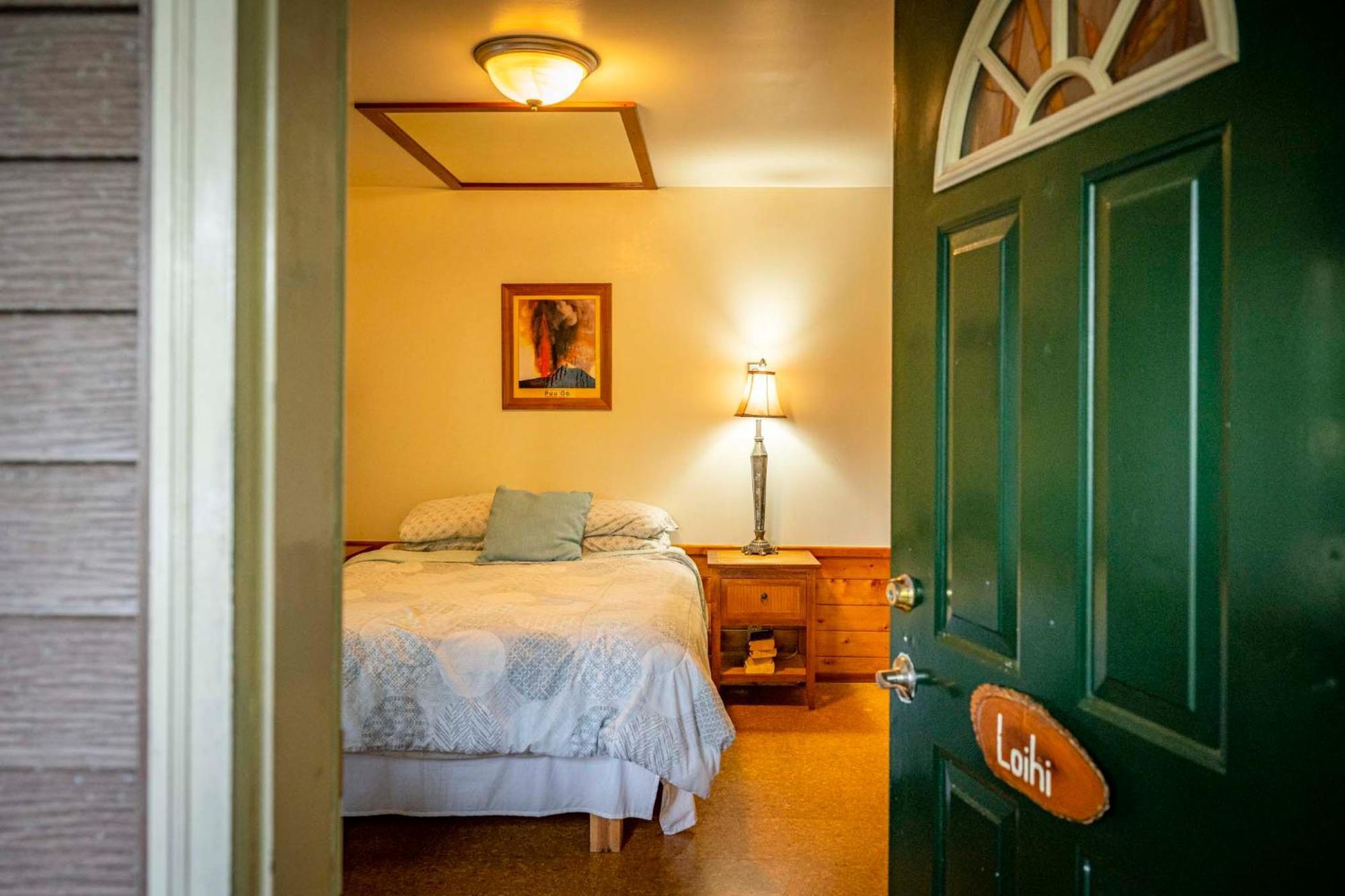 Volcano Inn Bed N Breakfast Экстерьер фото