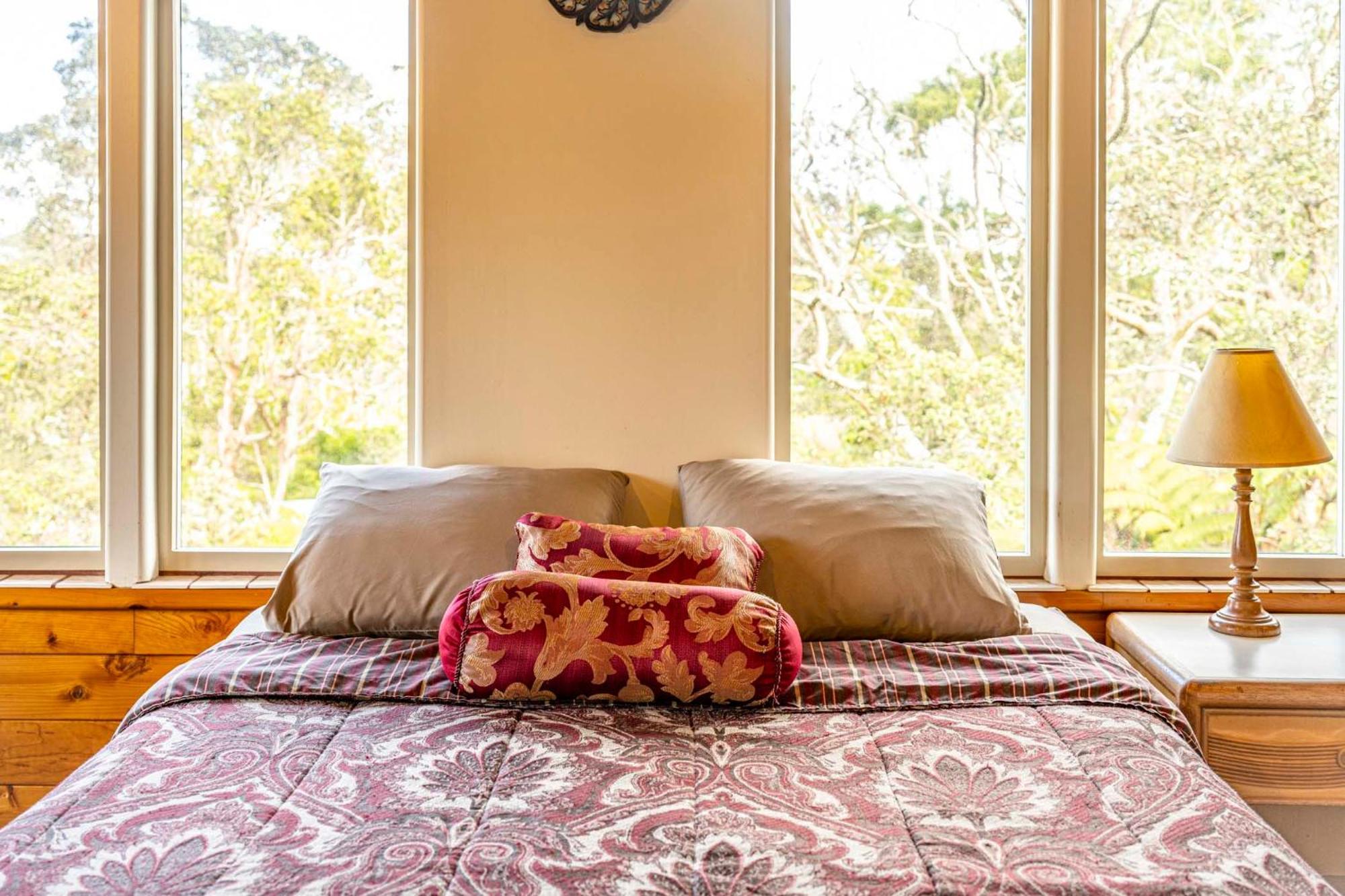 Volcano Inn Bed N Breakfast Экстерьер фото