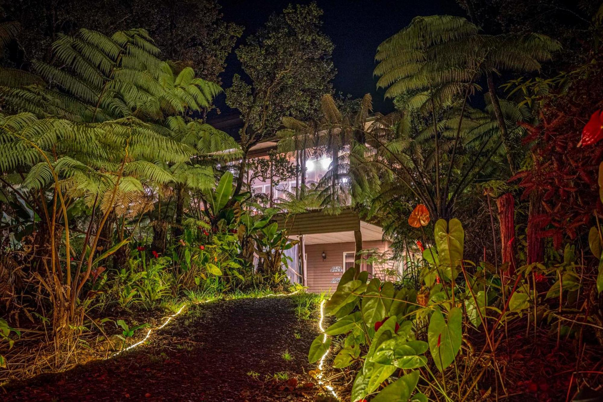 Volcano Inn Bed N Breakfast Экстерьер фото